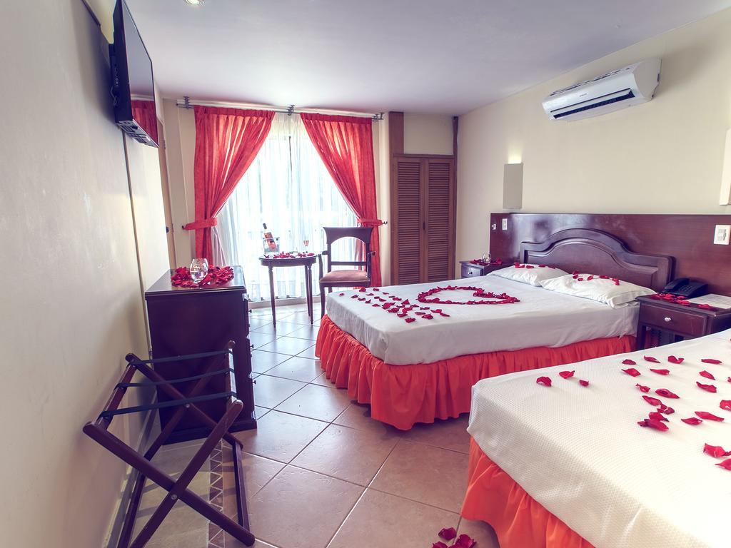 Hotel Palmetto Girardot Bagian luar foto