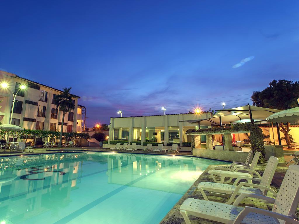 Hotel Palmetto Girardot Bagian luar foto
