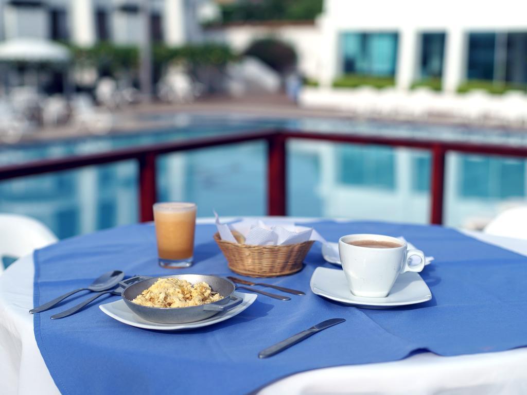 Hotel Palmetto Girardot Bagian luar foto